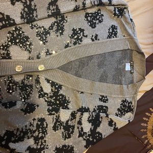 Almost like new women’s cardigan size M